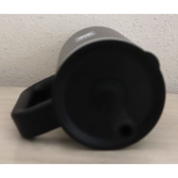 Hydro Flask 888-58 Black 24 oz Insulated Travel Tumbler w/Handle, Straw & Lid - Picture 5 of 11